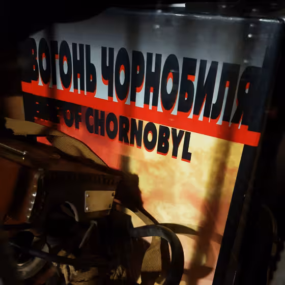 cover of a book about the april 1986 chernobyl disaster in ukrainian ssr